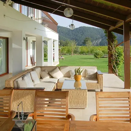 Sleeps 8 Pool Air Con Wifi Villa Dalyan